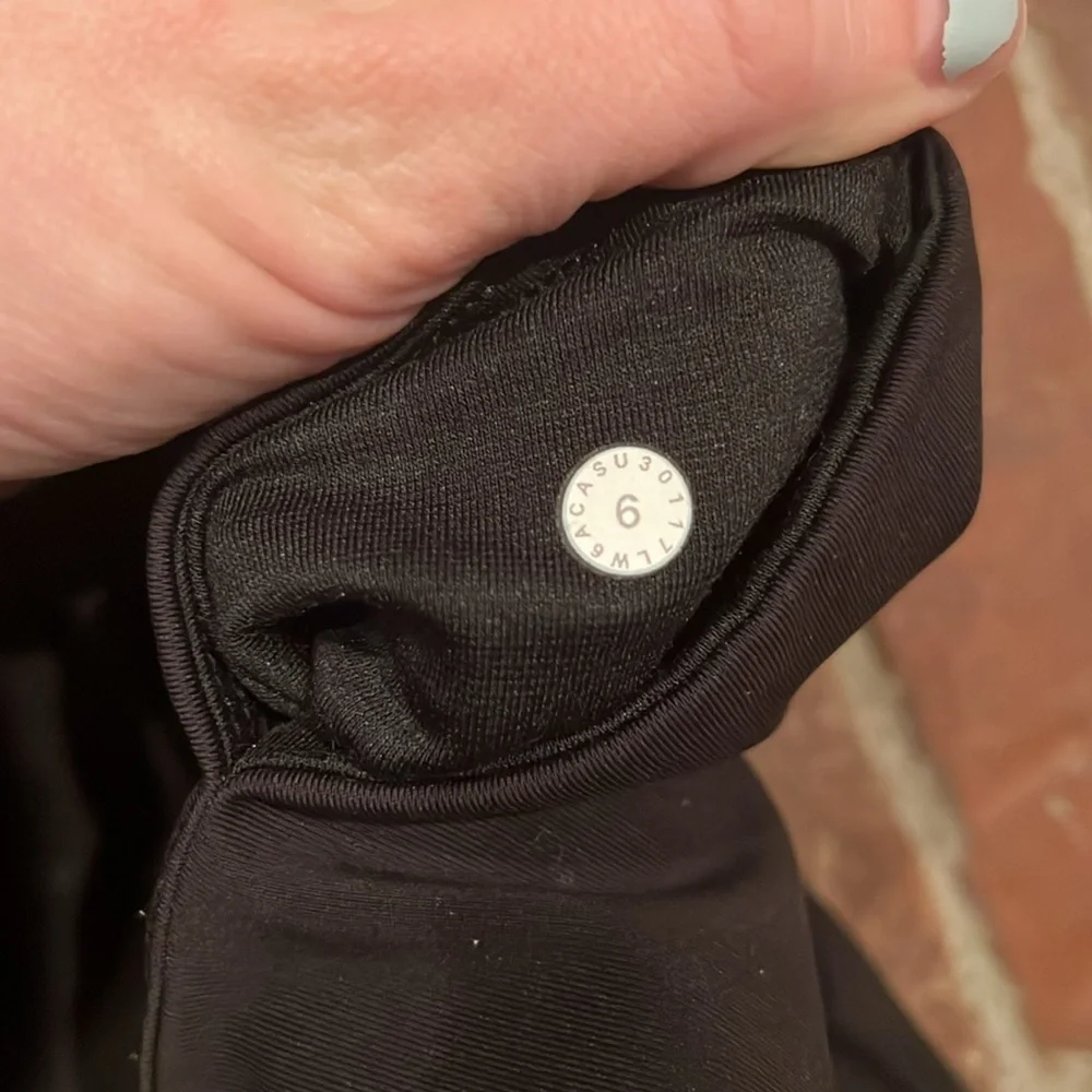 Lululemon Laser Cut Cropped leggings